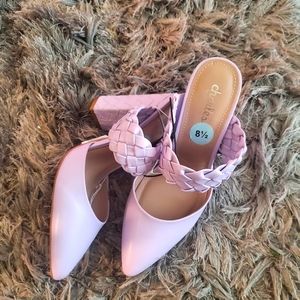 8.5 lavender / purple heels